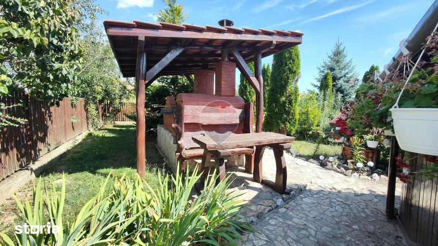 Casă cu 7 camere cu Teren 4431 Mp în Feleacu
