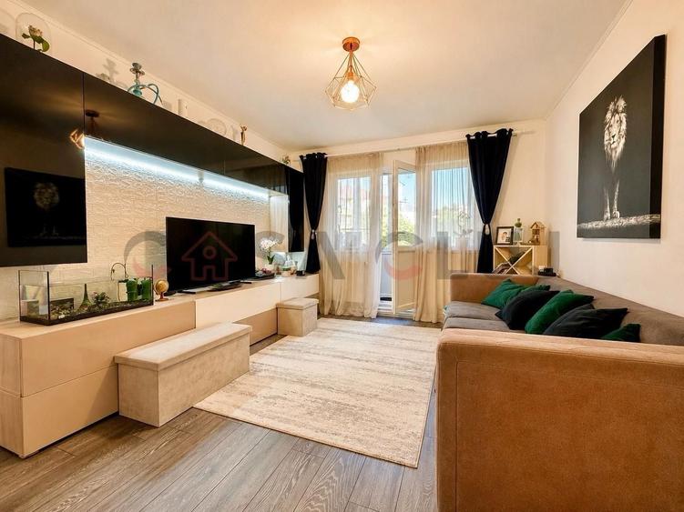 Apartament cu 3 camere semidecomandat, mobilat în Mănăștur