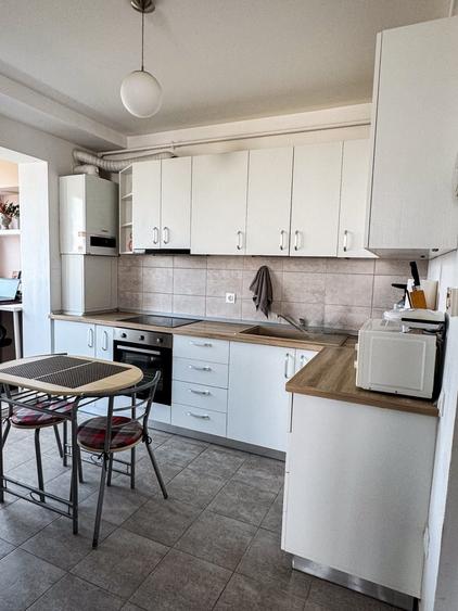Apartament cu 2 camere decomandat în Giroc