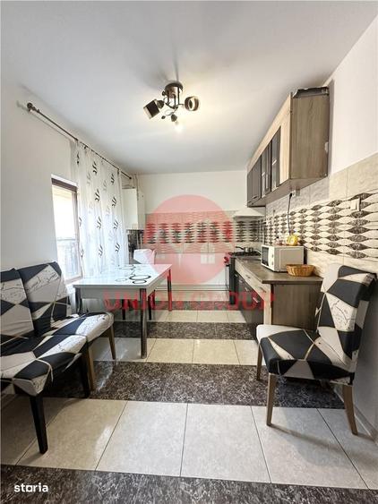 Casă cu 4 camere cu Teren 266 Mp în Valu lui Traian