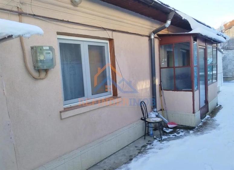 Casă cu 3 camere cu Teren 120 Mp în Brâncoveanu