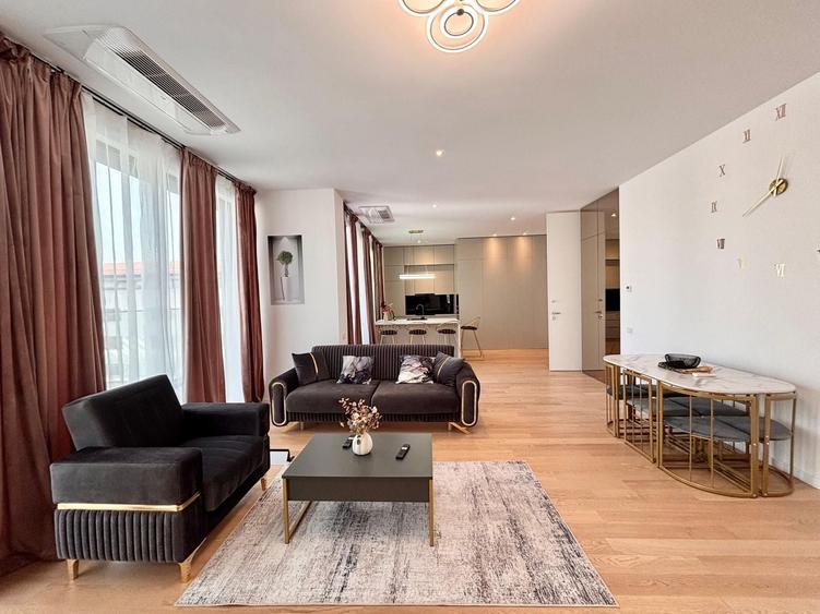 Apartament cu 4 camere, mobilat în Herăstrău