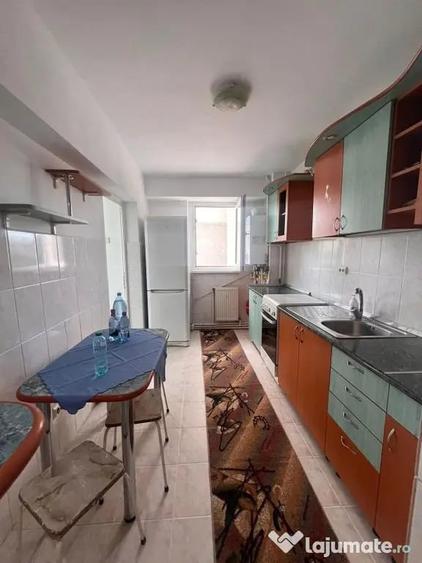 Apartament cu 2 camere decomandat în Mazepa 1