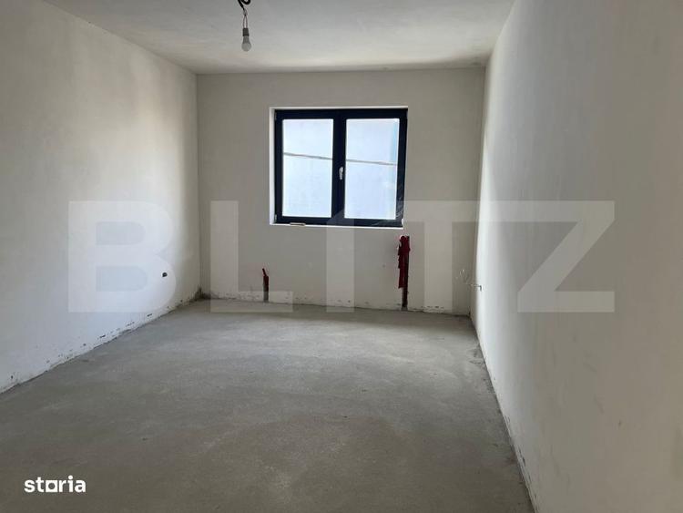 Casă cu 4 camere în Ungureni