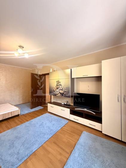 Apartament cu 2 camere semidecomandat, mobilat în Florești