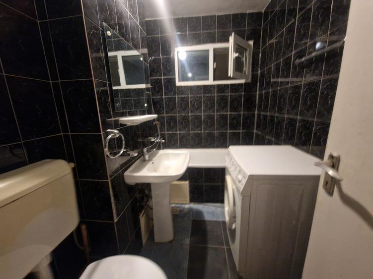 Apartament cu 2 camere semidecomandat în Medicină