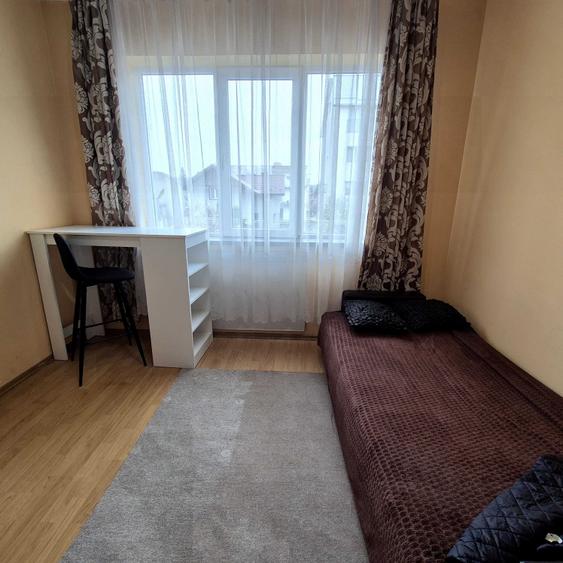 Garsonieră decomandată în Central