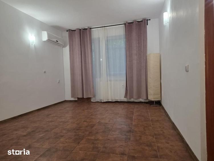 Apartament cu 2 camere semidecomandat în Titan