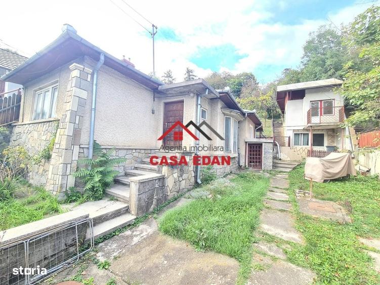Casă cu 3 camere în Urleta