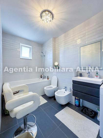 Apartament cu 2 camere decomandat în 22 Decembrie