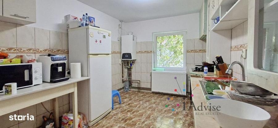 Casă cu 4 camere în Vulcan