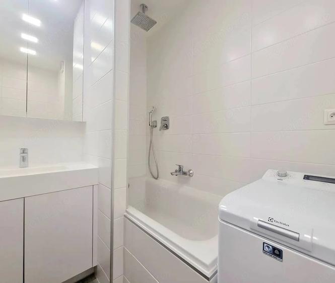 Apartament cu 2 camere decomandat în Lipovei