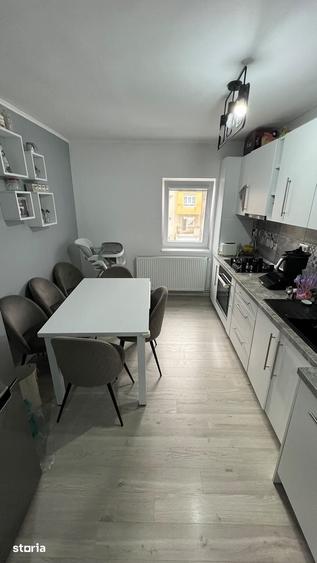 Apartament cu 2 camere decomandat în Carpați 2