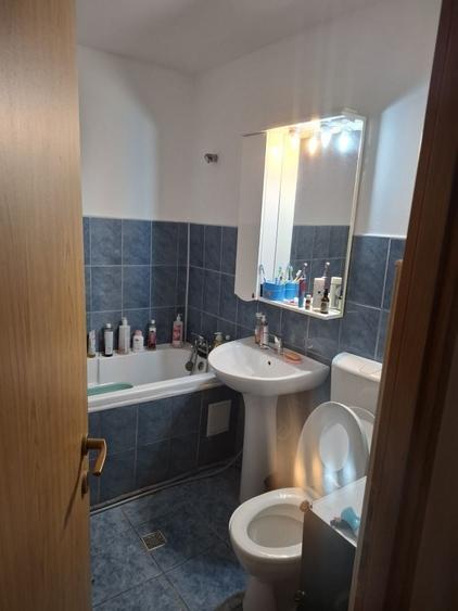 Apartament cu 2 camere semidecomandat în Balotești