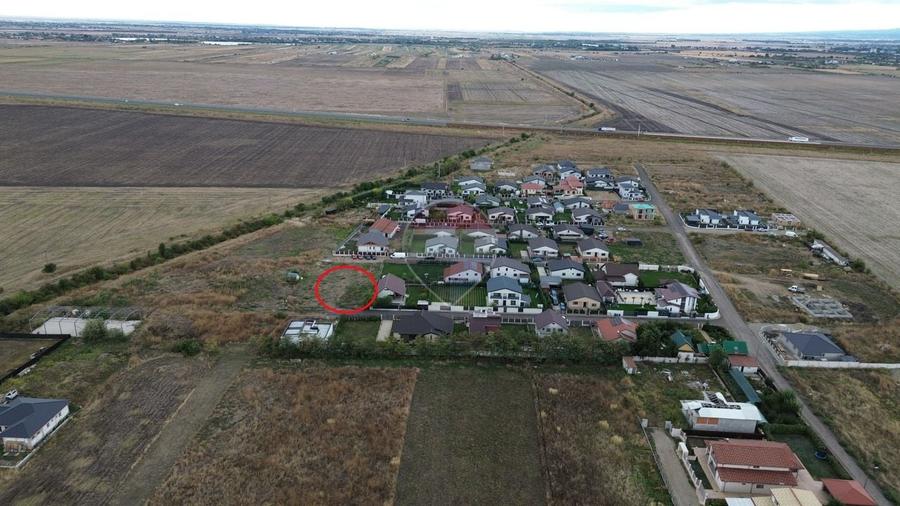 Teren Construcții intravilan de 591 mp, în Vânători