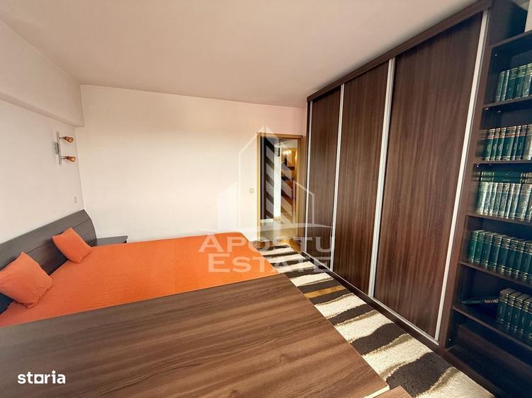 Apartament cu 3 camere decomandat în Dumbrăvița