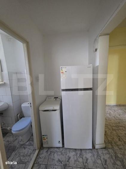 Apartament cu 3 camere decomandat în Piața Centrală