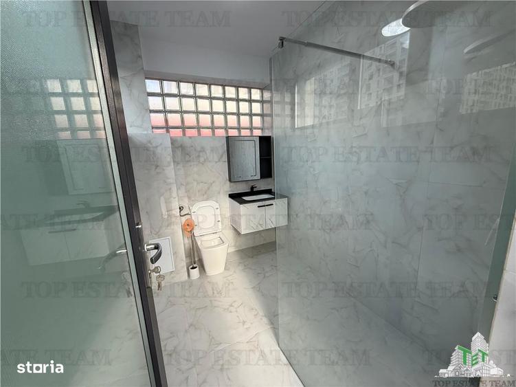 Casă cu 4 camere cu Teren 250 Mp în Lujerului