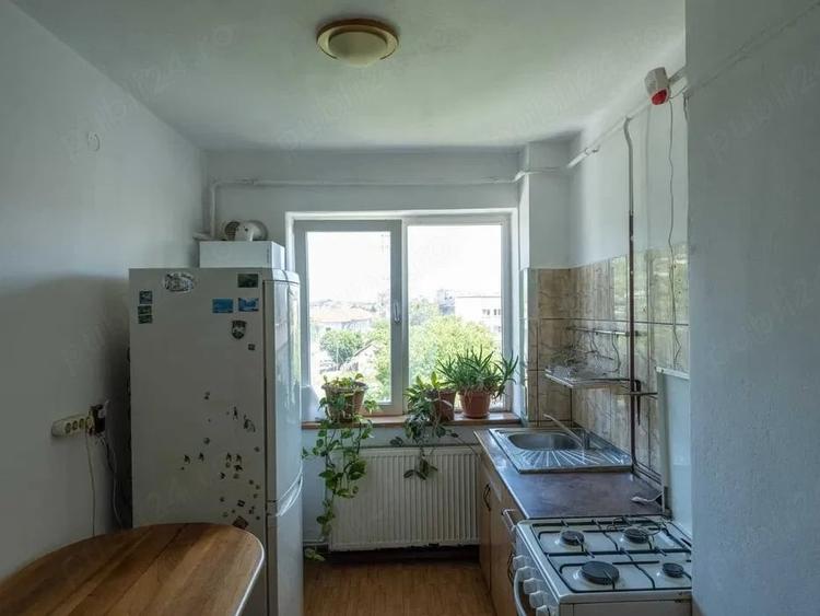 Apartament cu 2 camere semidecomandat în Central