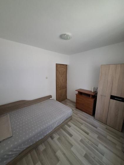 Apartament cu 2 camere semidecomandat în Sud