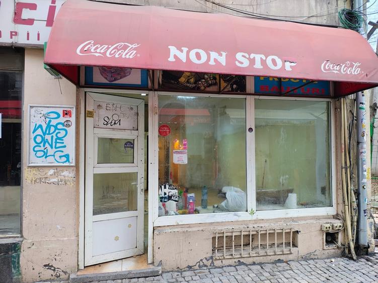 Spațiu comercial, de 82.779998779297 mp, în Centrul Istoric