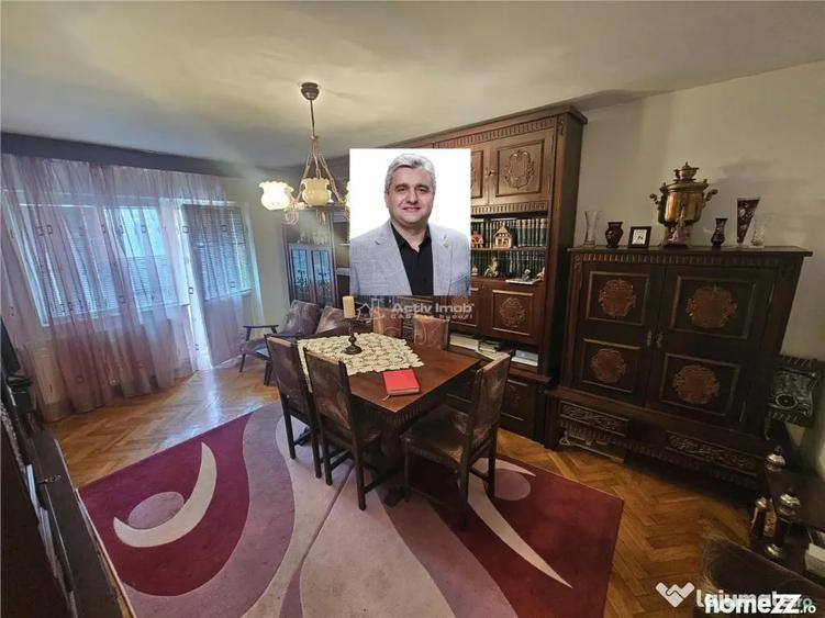 Apartament cu 4 camere decomandat în Central