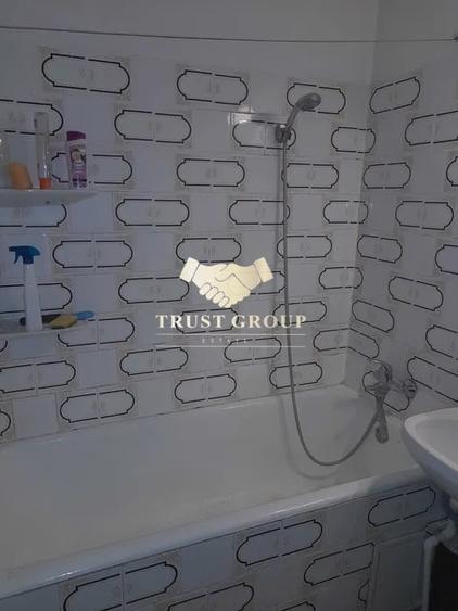 Apartament cu 3 camere decomandat în Drumul Taberei