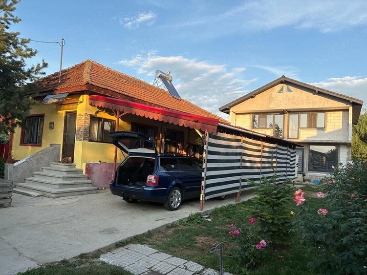Casă cu 3 camere cu Teren 2880 Mp în Budieni
