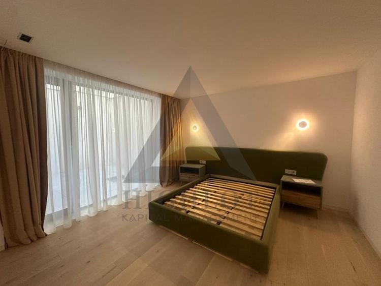 Apartament cu 3 camere decomandat, mobilat în Aviatorilor