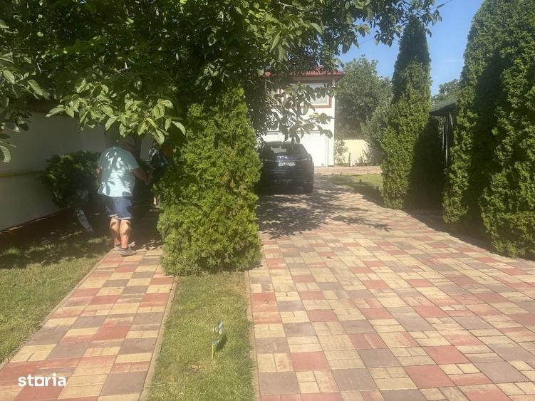 Casă cu 4 camere în Central