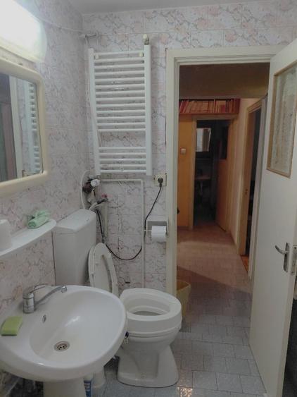 Apartament cu 3 camere decomandat în Decebal
