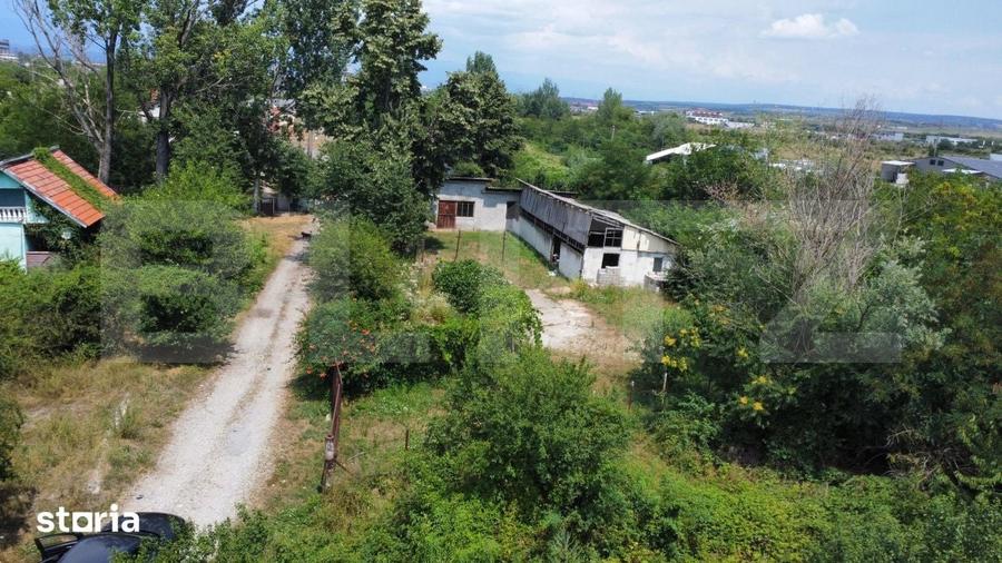 Teren de 775 mp, în Central