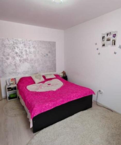 Apartament cu 3 camere semidecomandat în Florești — fotografia 3