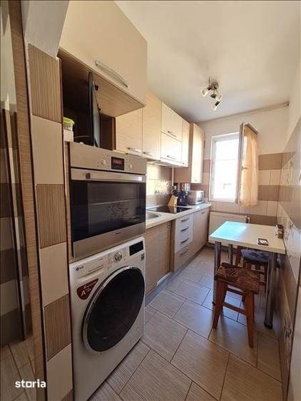 Apartament cu 2 camere semidecomandat în Florilor