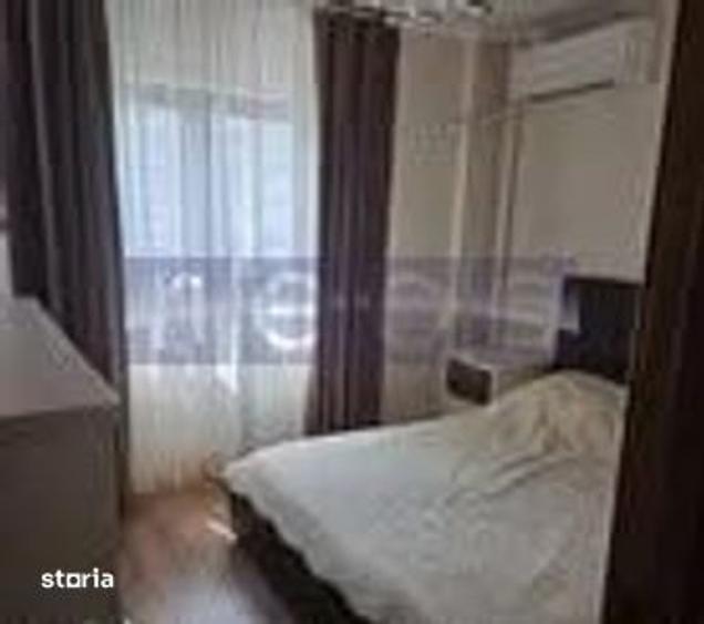 Apartament cu 3 camere decomandat în Dristor