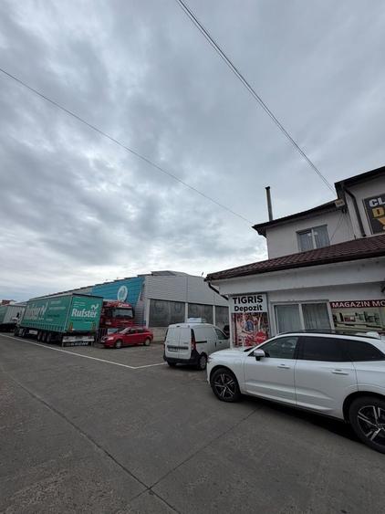 Spațiu comercial, de 2,300 mp, în Central