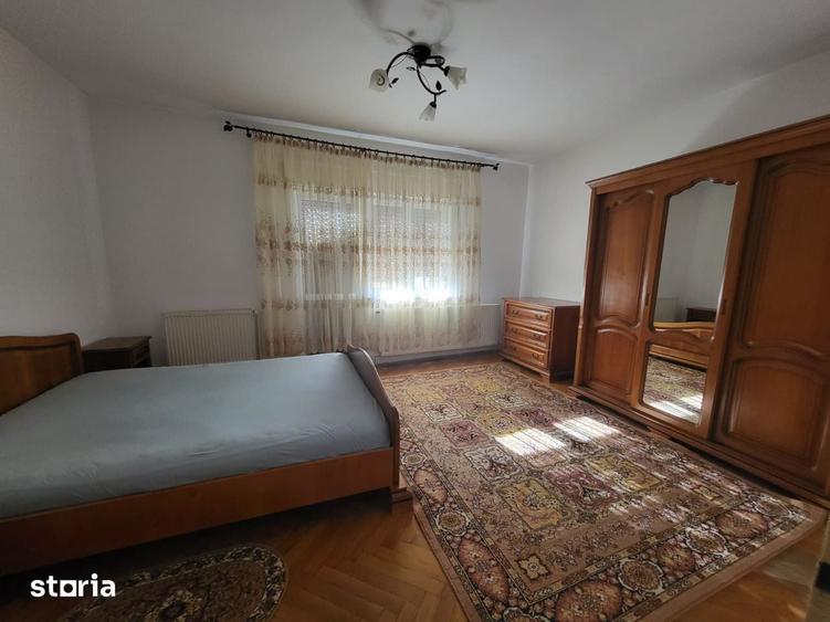 Casa cu curte proprie si garaj in zona centrala | Str. Decebal, Bra?ov - 18