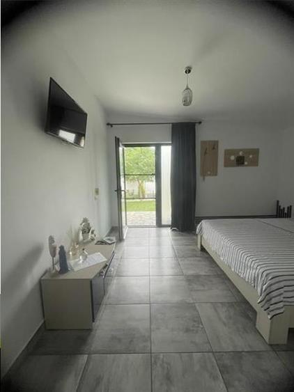 Hotel/Pensiune, de 215 mp, în Corbu