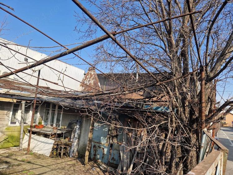 Casă cu Teren 229 Mp în Băneasa