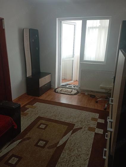 Apartament de vanzare - 1