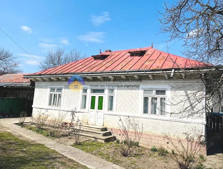 Casă cu 2 camere cu Teren 7702 Mp în Bodești
