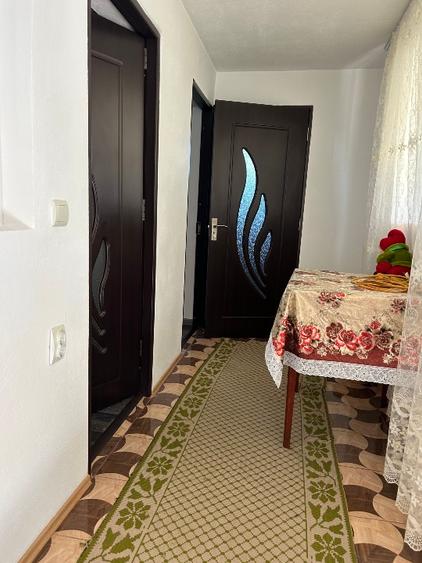 Casă cu 2 camere cu Teren 410 Mp în Lacurile