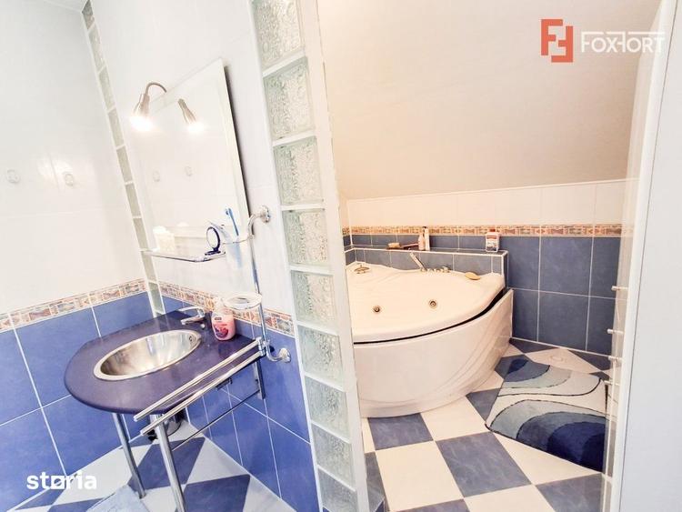 Casă cu 4 camere cu Piscina în Fratelia