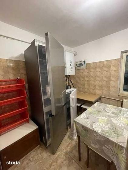 Apartament cu 3 camere semidecomandat în Șagului