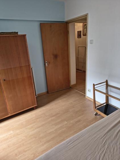 Apartament cu 3 camere decomandat în Lujerului