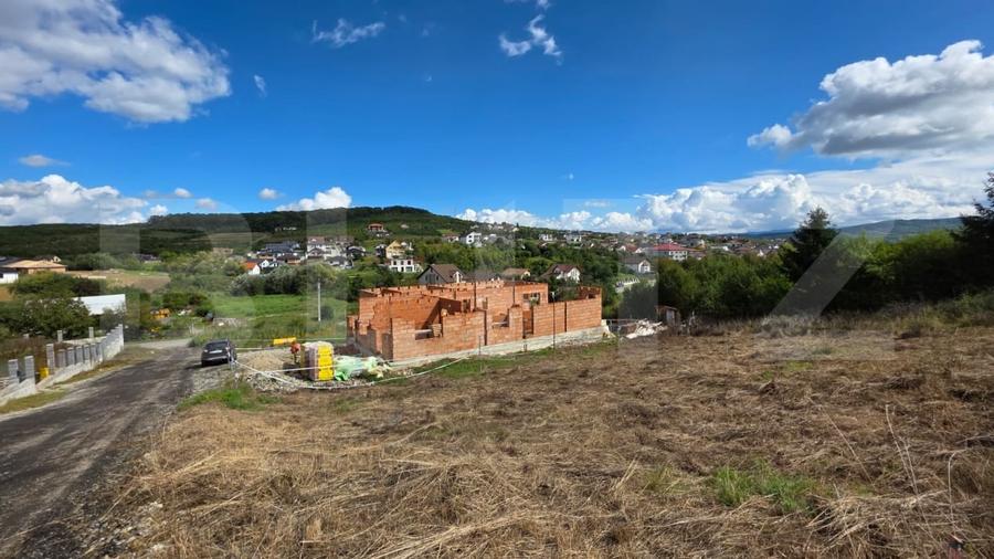 Teren Construcții intravilan de 680 mp, în Vest