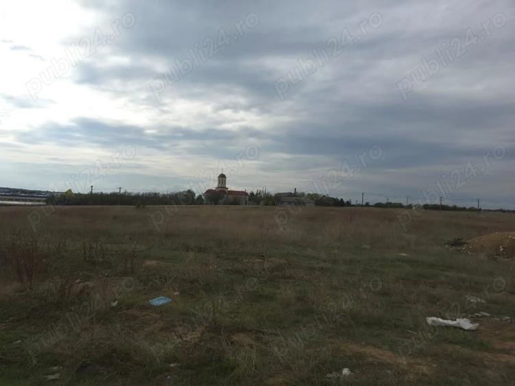 Teren de 35000 mp, în Agigea