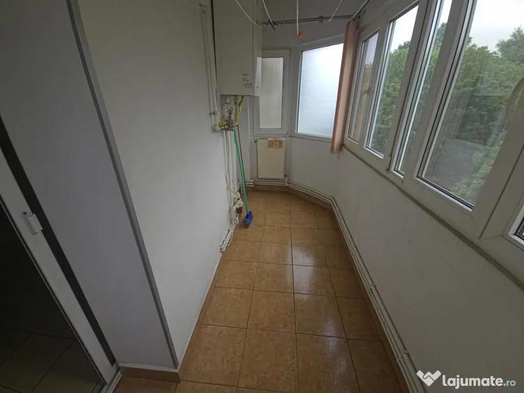 Apartament cu 2 camere decomandat în Tomis II