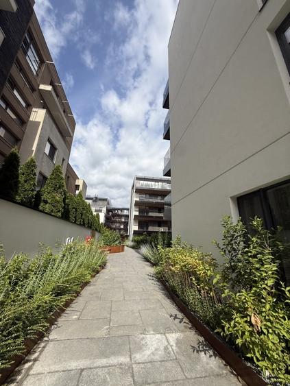 Apartament cu 3 camere decomandat în Iancu Nicolae