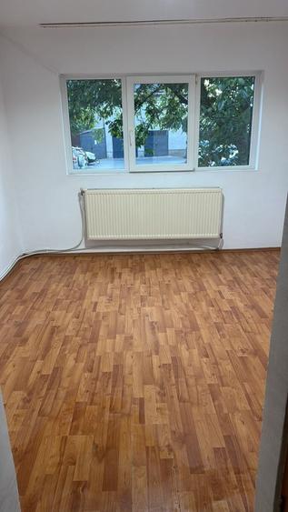 Garsonieră decomandată în Exterior Vest